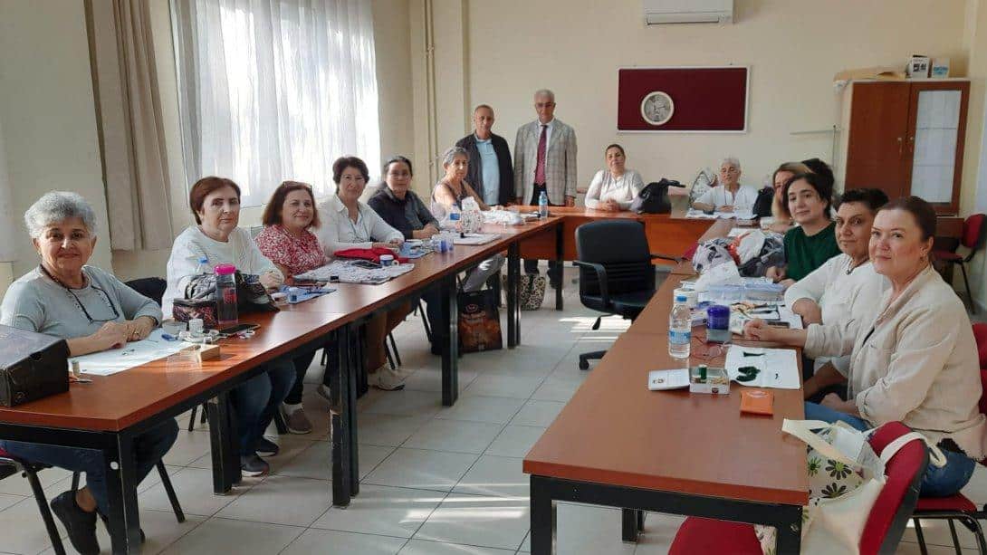  İlçe Milli Eğitim Müdürü Cezayir BİLEKLİ Şehabettin Sarıdede Halk Eğitimi Merkezi Müdürlüğünü ziyaret etti.