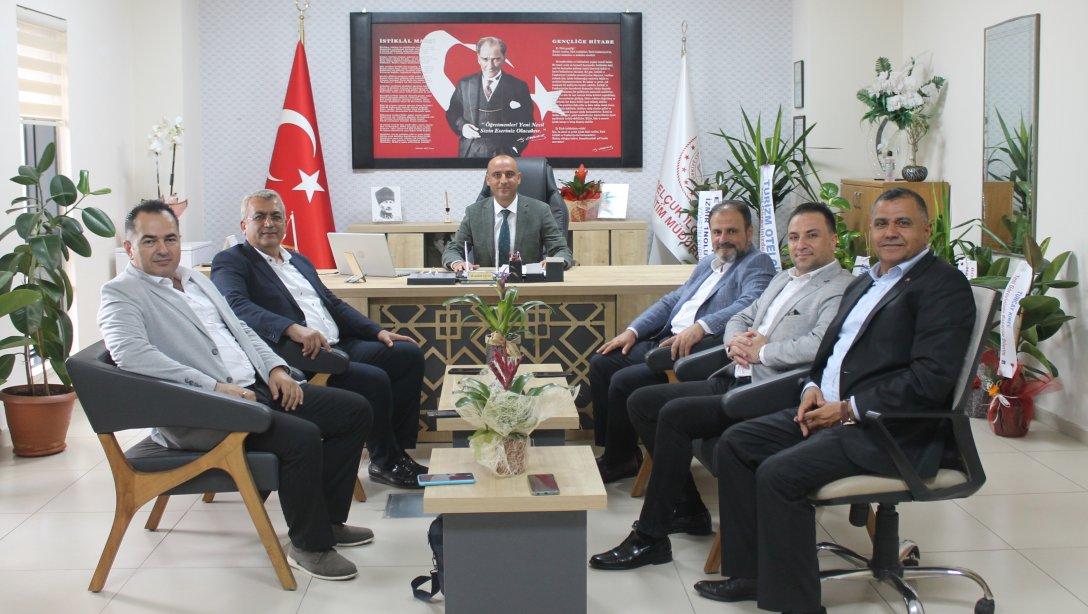 İzmir Eğitim Bir Sen 1 No'lu Şube Başkanı Ve Yönetim Kurulu Milli Eğitim Müdürümüz Sayın Ali Serkan ATLAN'ı Makamında Ziyaret Ettiler